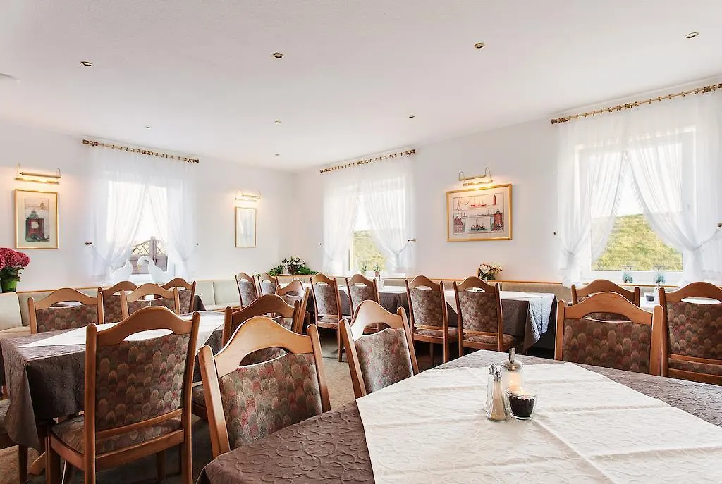 Hotel Hus Achtern Diek-1